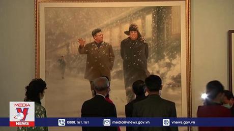 Triển lãm kỷ niệm 110 năm ngày sinh Chủ tịch Kim Nhật Thành