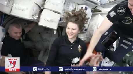 Nhóm phi hành gia tư nhân lần đầu tiên có mặt trên ISS