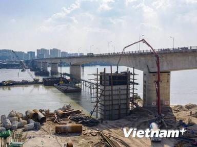Cầu Vĩnh Tuy 2 tăng tốc thi công, sẽ hoàn thành vào tháng 6/2023