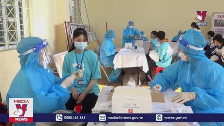 Bắt buộc cơ sở tiêm vắc xin cho trẻ phải kí số 