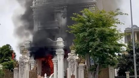 Cháy biệt thự ở thành phố Cẩm Phả, Quảng Ninh, nữ chủ nhân không qua khỏi