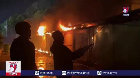 Cháy chợ Hạ Long 1, nhiều hộ kinh doanh bị thiệt hại