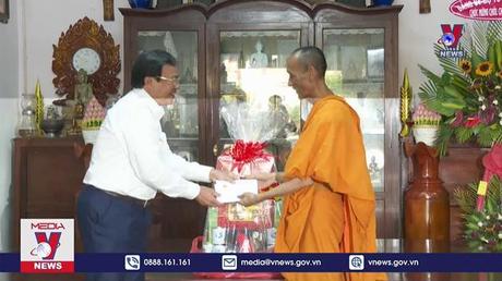 Trà Vinh thăm, chúc tết cổ truyền đồng bào Khmer