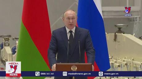 Tổng thống Nga khẳng định sự ổn định của nền kinh tế