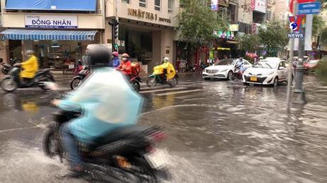TP.HCM mới vào mùa mưa đã ngập