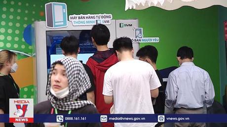 Thanh toán không tiền mặt hướng tới người trẻ 