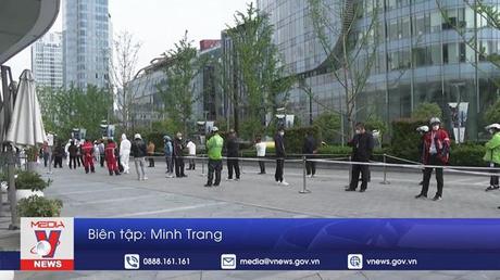 Thêm nhiều ca tử vong vì COVID-19 ở Thượng Hải (Trung Quốc)