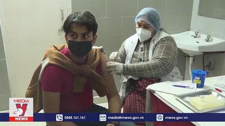 Nhiễm Omicron ít tạo phản ứng miễn dịch ở người chưa tiêm vaccine