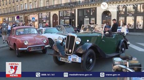 Diễu hành xe hơi cổ tại Pháp