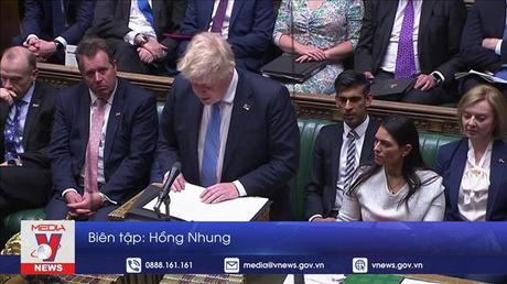 Thủ tướng Anh xin lỗi do vi phạm quy định phòng dịch