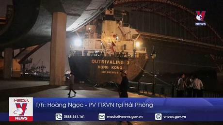 Khẩn trương xử lý vụ tàu 12.000 tấn hỏng máy