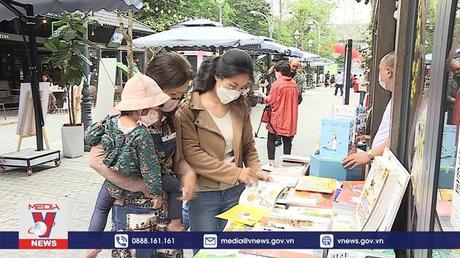 Phát động phong trào đọc sách trong cộng đồng