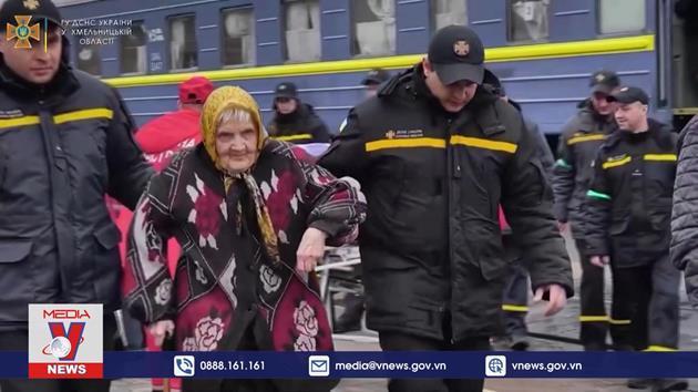 Ukraine tiếp tục sơ tán dân thường khỏi Mariupol
