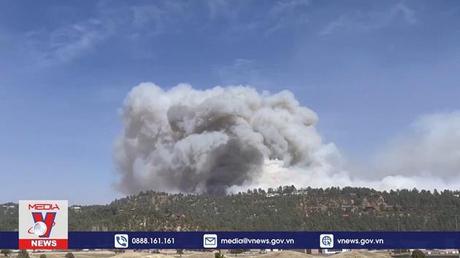 Bang New Mexico, Mỹ sơ tán người dân tránh cháy rừng