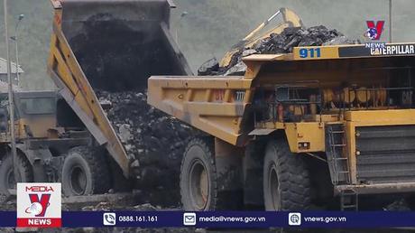  TKV cam kết cấp đủ than cho phát điện mùa nắng nóng