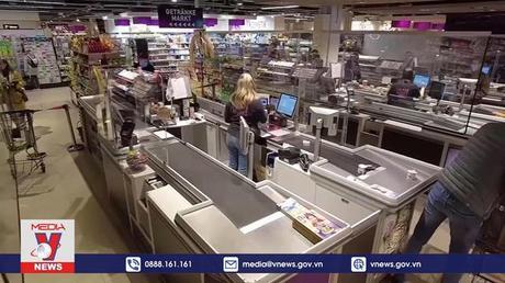 Người dân Đức ứng phó với mức lạm phát tăng cao kỷ lục