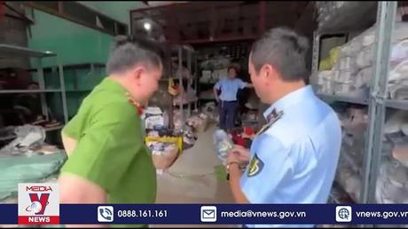 Triệt phá 5 kho hàng doanh thu hàng tỷ đồng/ tháng bán qua livestream tại Thanh Hoá 