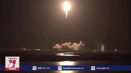 Phi hành đoàn 4 của NASA kết nối với ISS