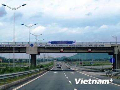 Ban hành mức thu phí cao tốc Nội Bài-Lào Cai với nút giao phố Lu