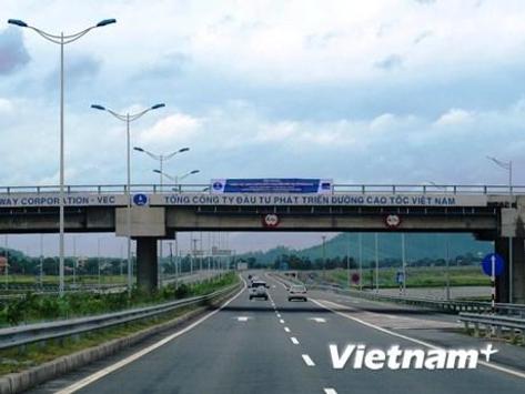 Ban hành mức thu phí cao tốc Nội Bài-Lào Cai với nút giao phố Lu