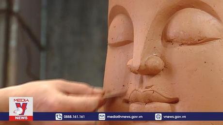 Duyên gốm phật của họa sỹ Nguyễn Tuấn