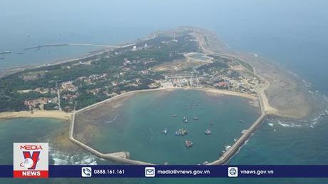 Những người gắn bó với đảo tiền tiêu của Tổ quốc