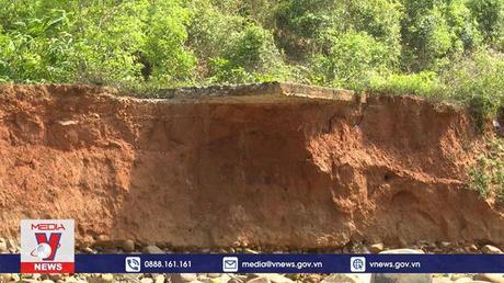 Cần sớm khắc phục giao thông sau mưa lũ tại huyện Kon Rẫy