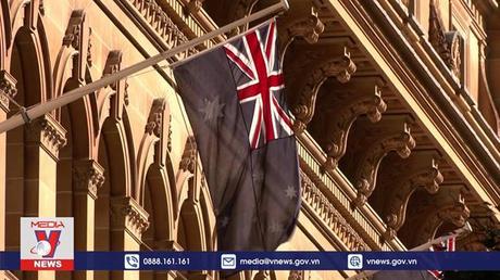 Australia lần đầu tăng lãi suất trong hơn 10 năm