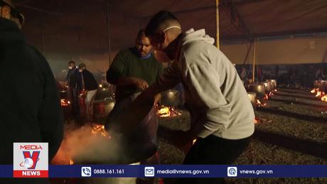 Chia sẻ bữa ăn thời lạm phát