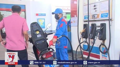 Lào kêu gọi người dân tiết kiệm xăng, dầu