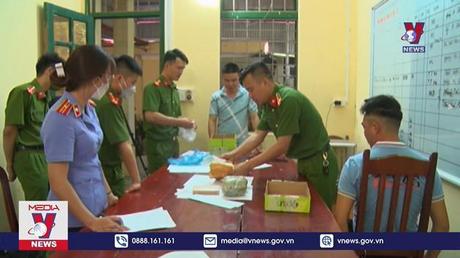 Lai Châu bắt đối tượng vận chuyền gần 3 bánh heroin