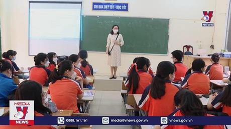 Kiến nghị cho học sinh Hà Nội tựu trường từ tháng 8