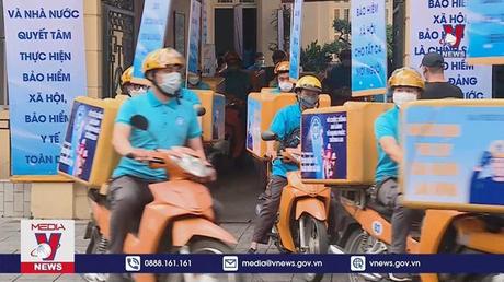 Lễ ra quân hưởng ứng Tháng vận động triển khai BHXH toàn dân