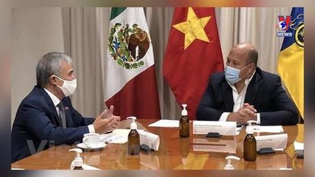 Việt Nam với bạn bè quốc tế ngày 09/5/2022