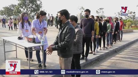 Mở lại nhiều cửa khẩu dọc biên giới Việt Nam - Lào