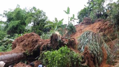 Mưa lũ gây chia cắt cụ bộ tại Bắc Kạn