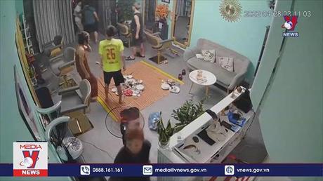 Cao Bằng kỷ luật Phó công an phường hành hung phụ nữ