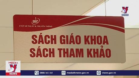 Tổ chức thẩm định sách giáo khoa lớp 8 và lớp 11