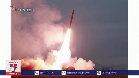 Triều Tiên phóng vật thể nghi là tên lửa đạn đạo
