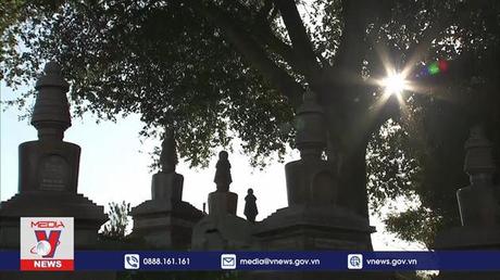 Mỹ tưởng niệm hơn 1 triệu người tử vong vì COVID-19