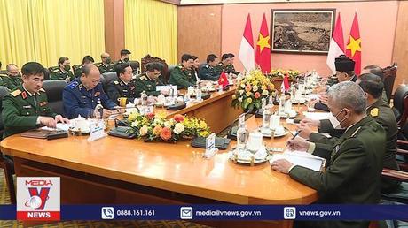 Bộ trưởng Quốc phòng Indonesia thăm chính thức Việt Nam