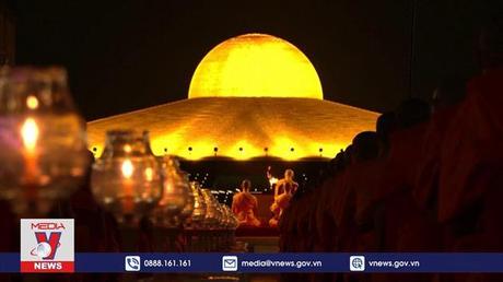 Đèn lồng rực rỡ mừng lễ Phật đản tại Thái Lan