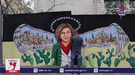 Bức tranh tường khổng lồ tưởng nhớ nhà báo hi sinh khi làm việc