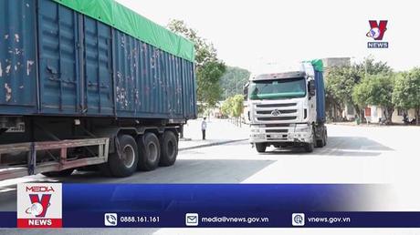 Thông quan bình thường tại 3 cửa khẩu đường bộ Lạng Sơn