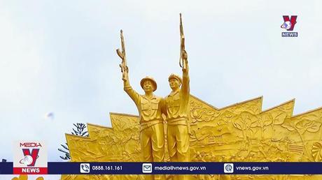 Quan hệ hữu nghị vĩ đại, đoàn kết đặc biệt, hợp tác toàn diện Việt-Lào 