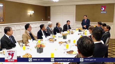 Thủ tướng tiếp các doanh nghiệp, nhà khoa học Việt kiều