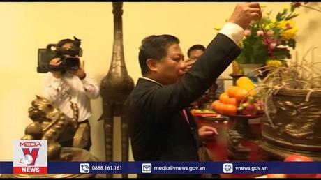 Kỷ niệm 132 năm Ngày sinh Chủ tịch Hồ Chí Minh tại các nước