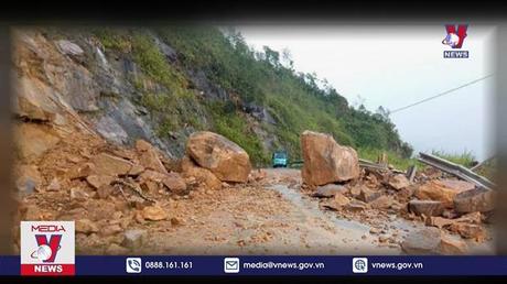 Mưa lớn trên diện rộng gây sạt lở nhiều tuyến đường ở Lai Châu