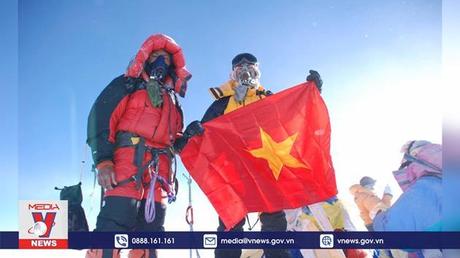 Những người đặc biệt đã chinh phục đỉnh Everest