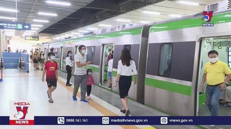 Lãnh đạo Metro Hà Nội giải thích tàu Cát Linh dừng trong mưa